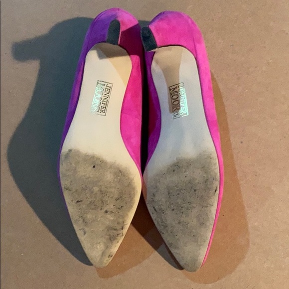 Hot pink suede pumps - Picture 5 of 5